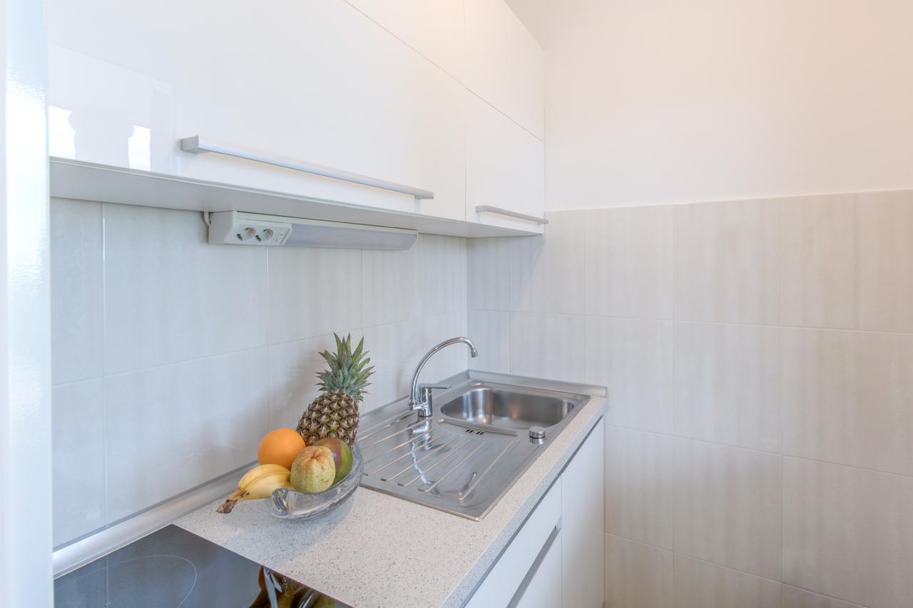 Apartments Bella Vista Umag Exterior photo